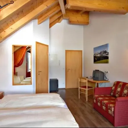 Appartementhaus Alpina 상트조한인티롤