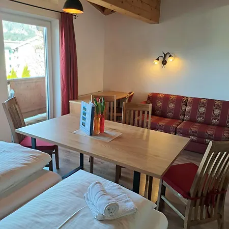 Appartementhaus Alpina شقة *