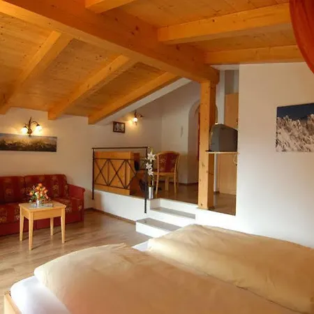 아파트 Appartementhaus Alpina 상트조한인티롤