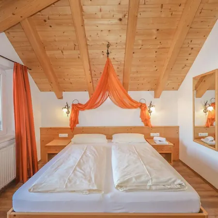 Appartementhaus Alpina Апартаменты Санкт-Йоганн